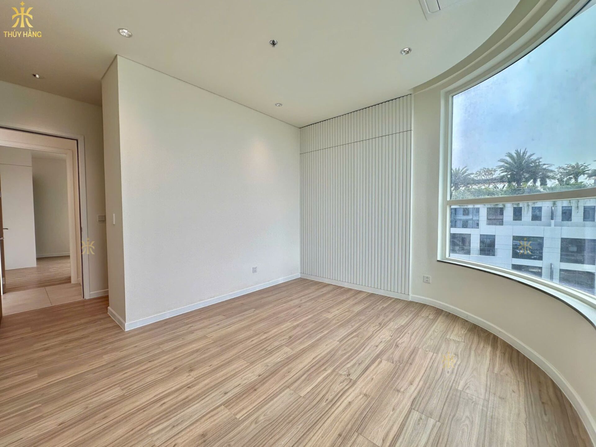 bán căn hộ 3PN Zeit Thủ Thiêm 125m2 view nội khu