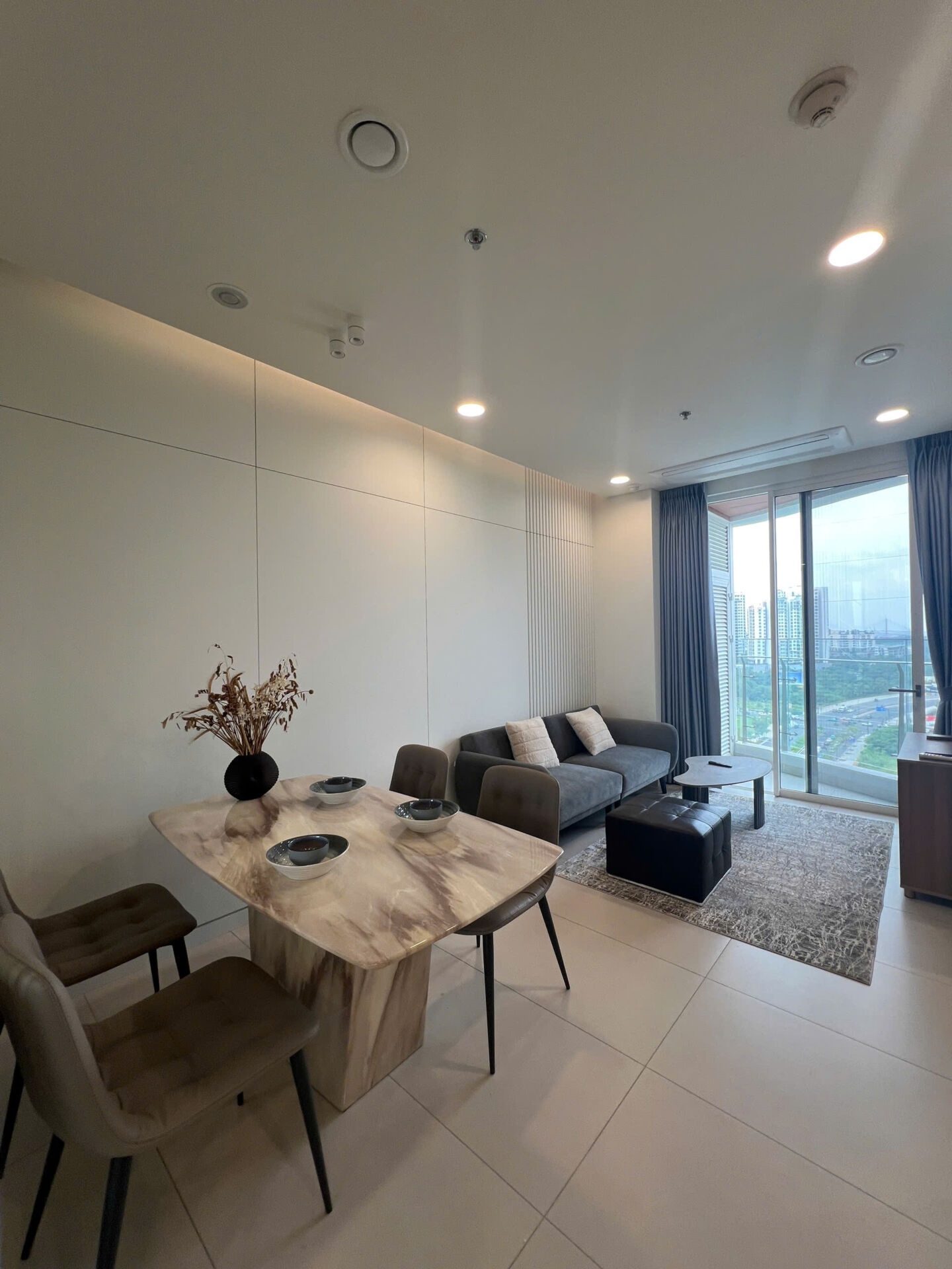Căn hộ 1PN Zeit Thủ Thiêm view Sala hồ trung tâm