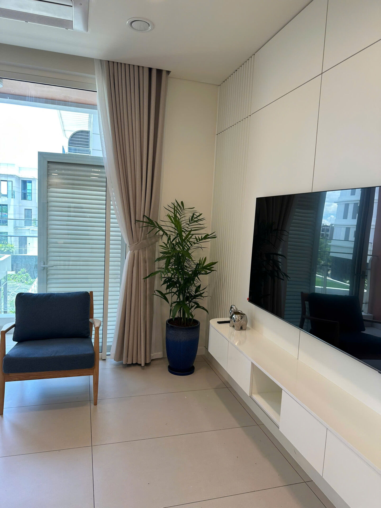 Cho thuê căn hộ Zeit Thủ Thiêm 2PN full nội thất view nội khu