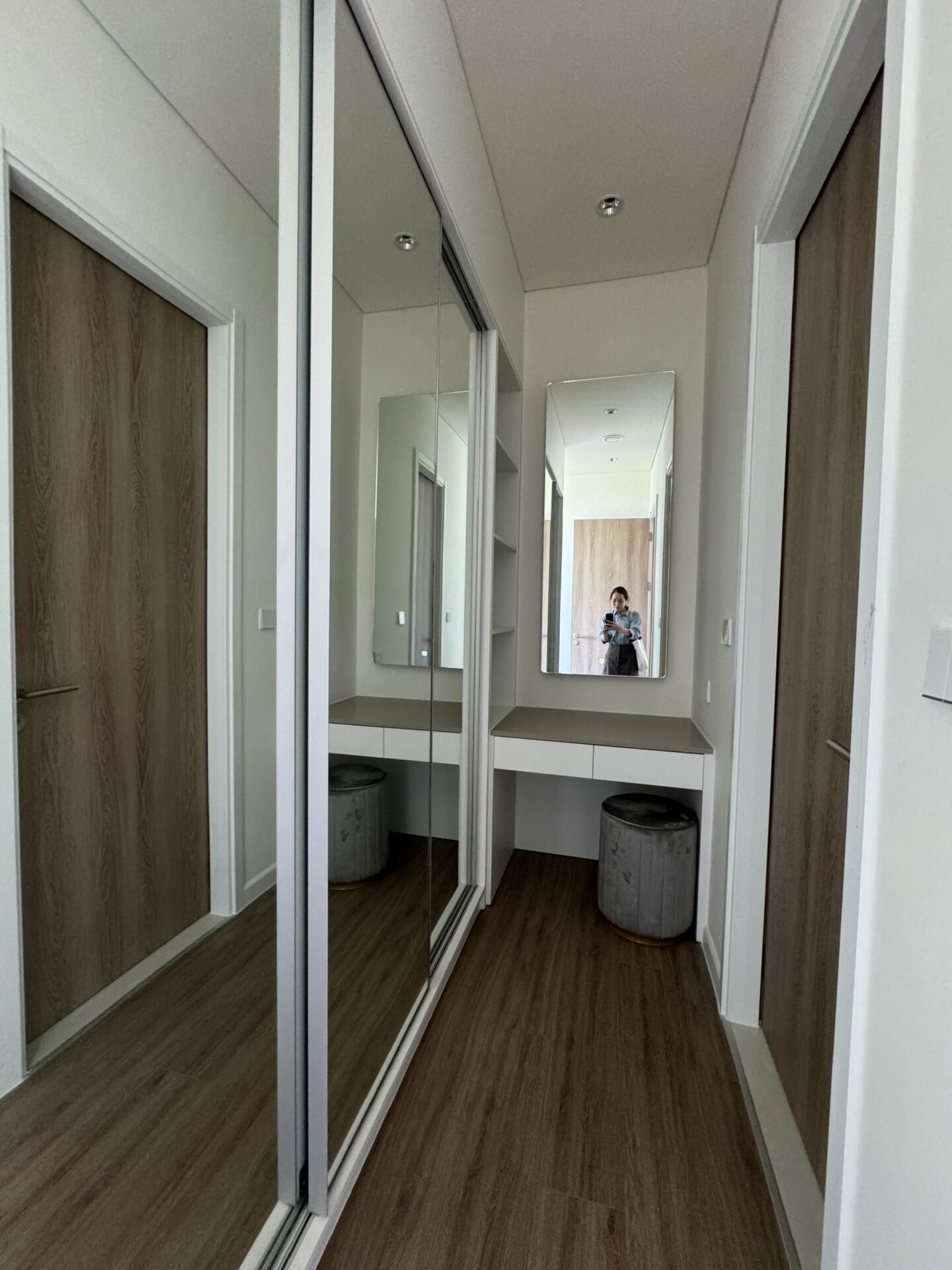 Cho thuê căn hộ Zeit Thủ Thiêm 2PN View Nhìn hồ trung tâm giá tốt
