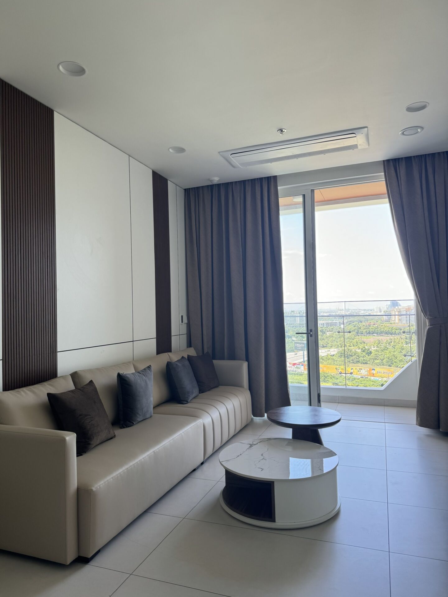 Cho thuê căn hộ Zeit Thủ Thiêm 2PN View Nhìn hồ trung tâm giá tốt