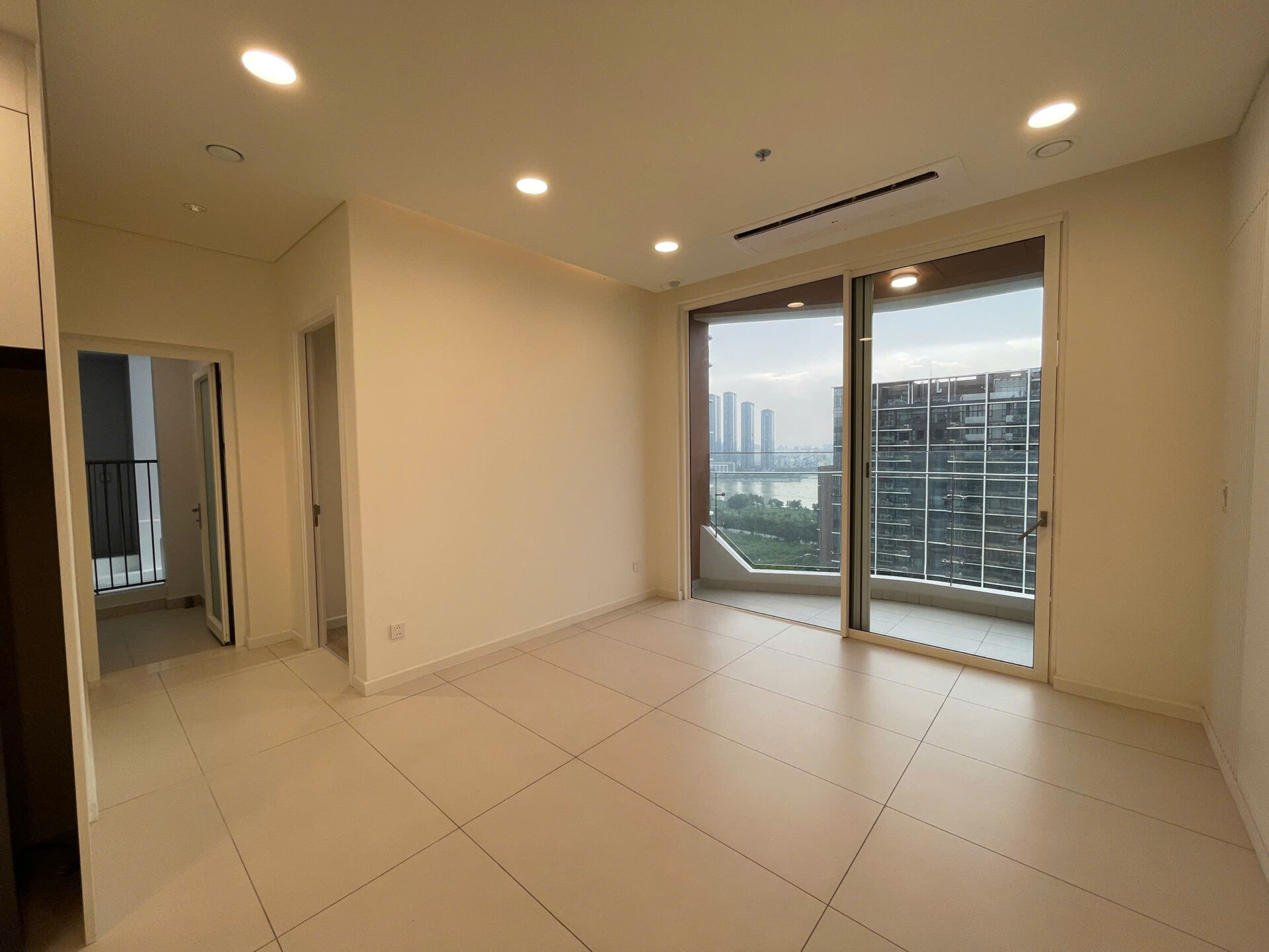 Cho thuê căn hộ Zeit Thủ Thiêm 2PN View Sông LM81