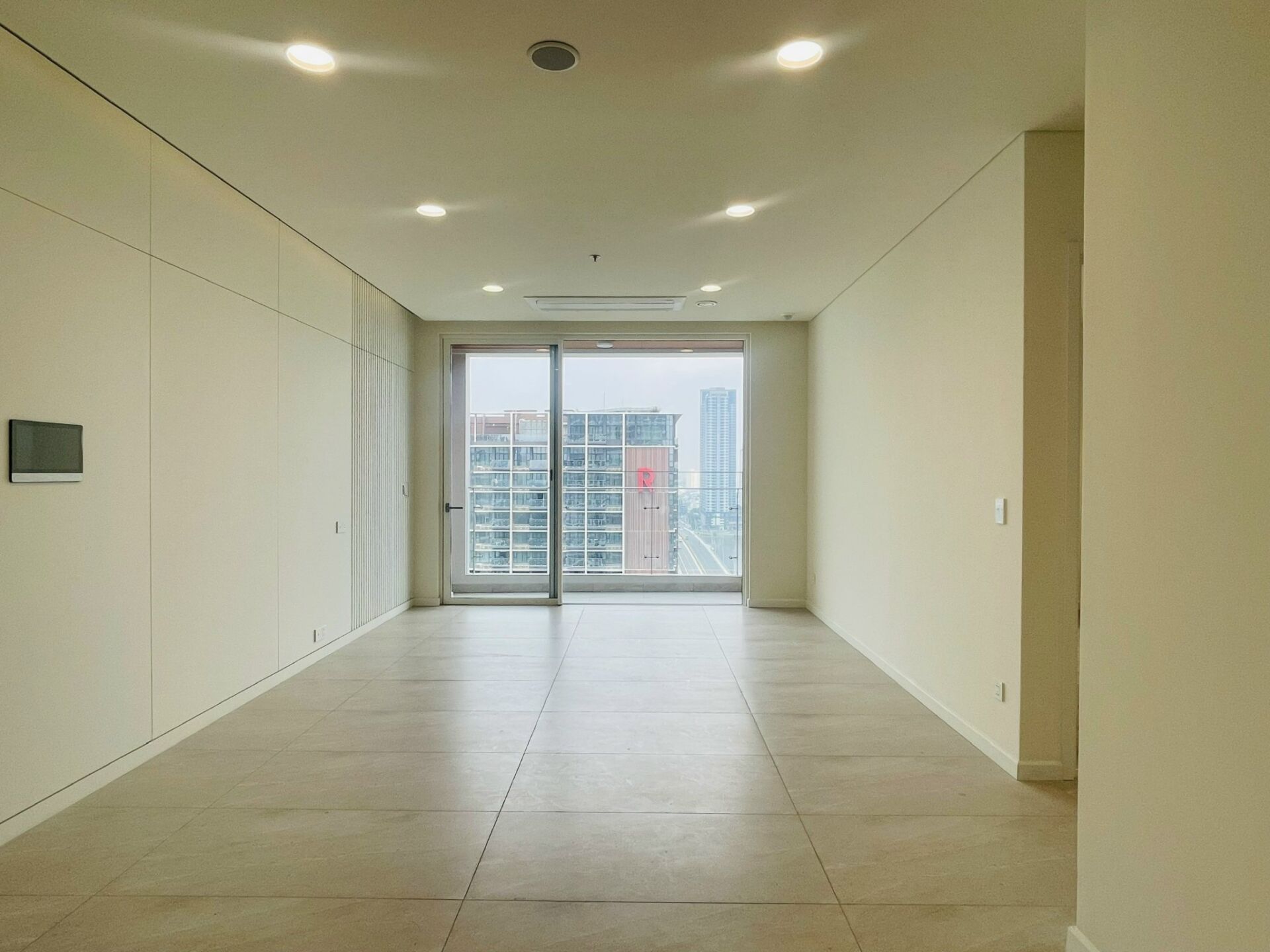 Cho thuê căn hộ Zeit Thủ Thiêm 3PN 135m2 Lầu Cao View LM81 NTCB