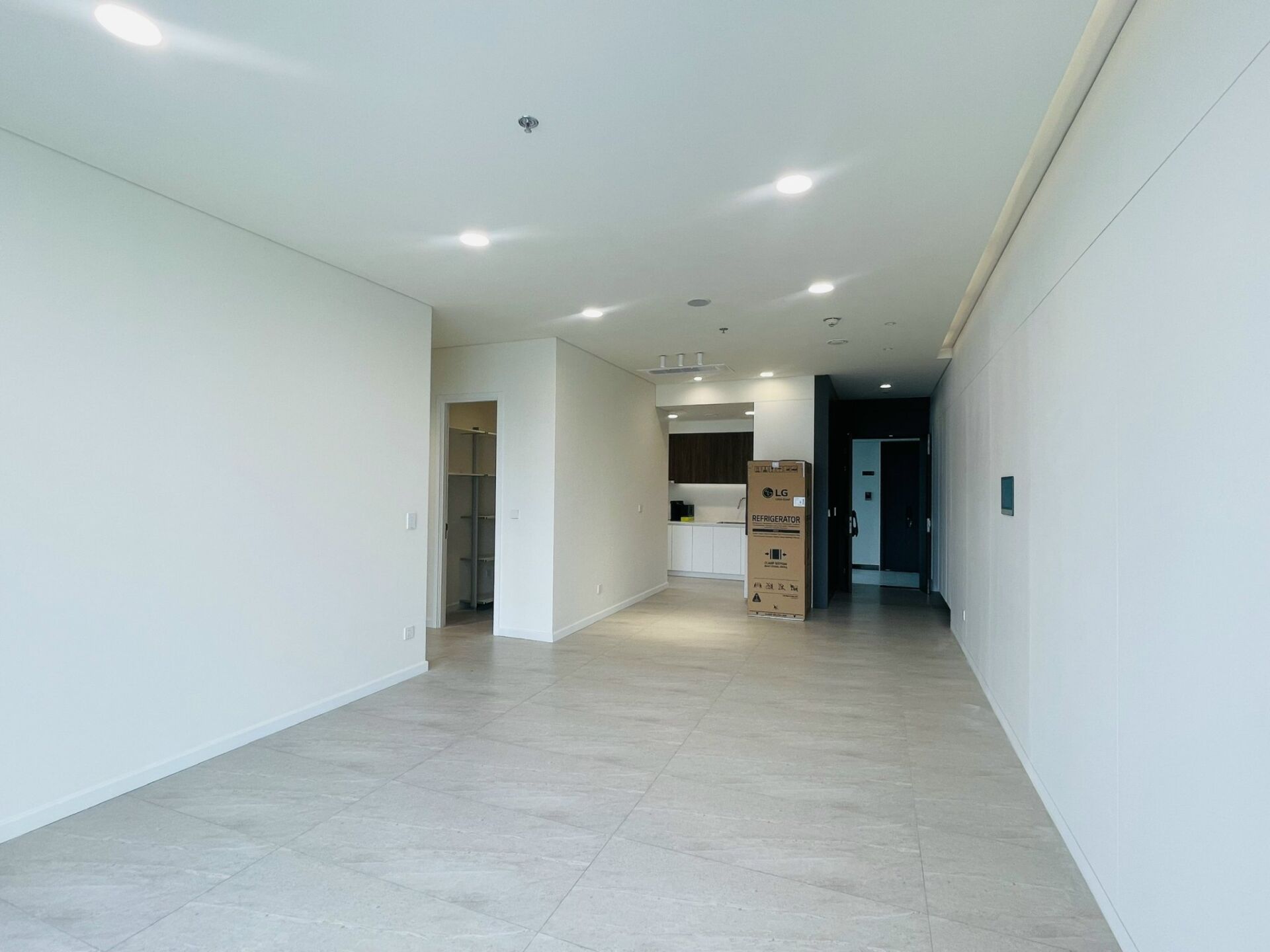 Cho thuê căn hộ Zeit Thủ Thiêm 3PN 135m2 Lầu Cao View LM81 NTCB
