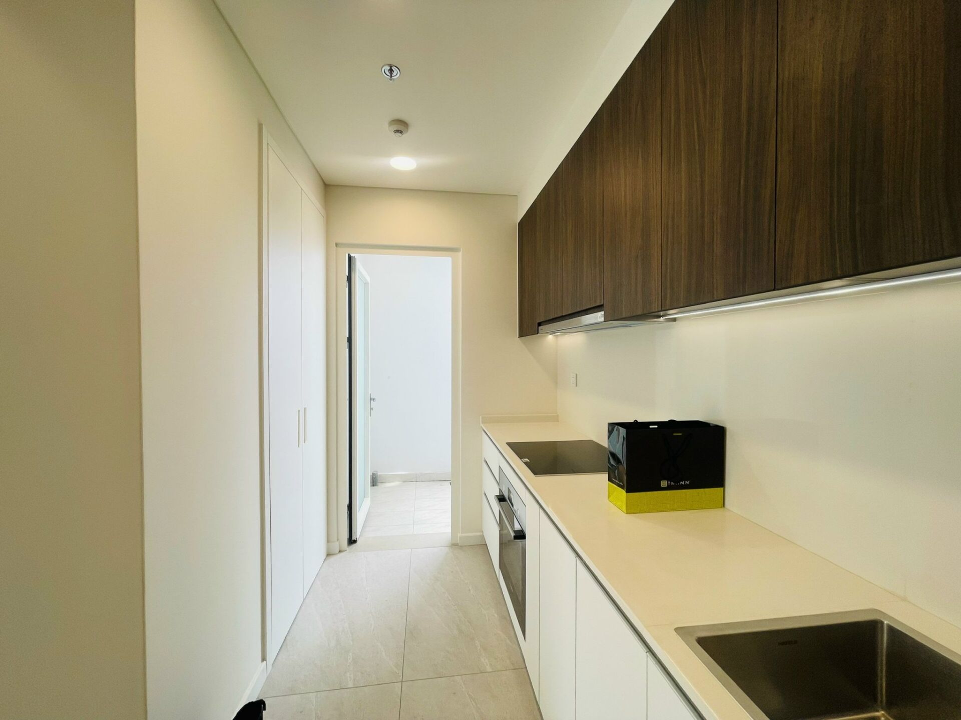 Cho thuê căn hộ Zeit Thủ Thiêm 3PN 135m2 Lầu Cao View LM81 NTCB