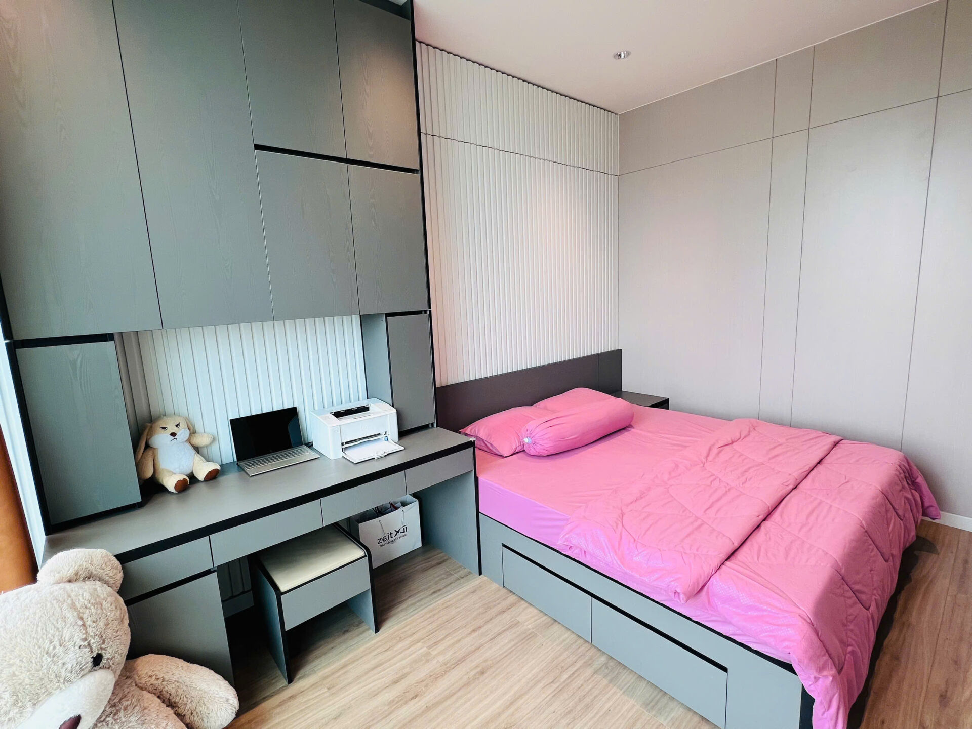 can-ho-2pn-view-ho-trung-tam-sala