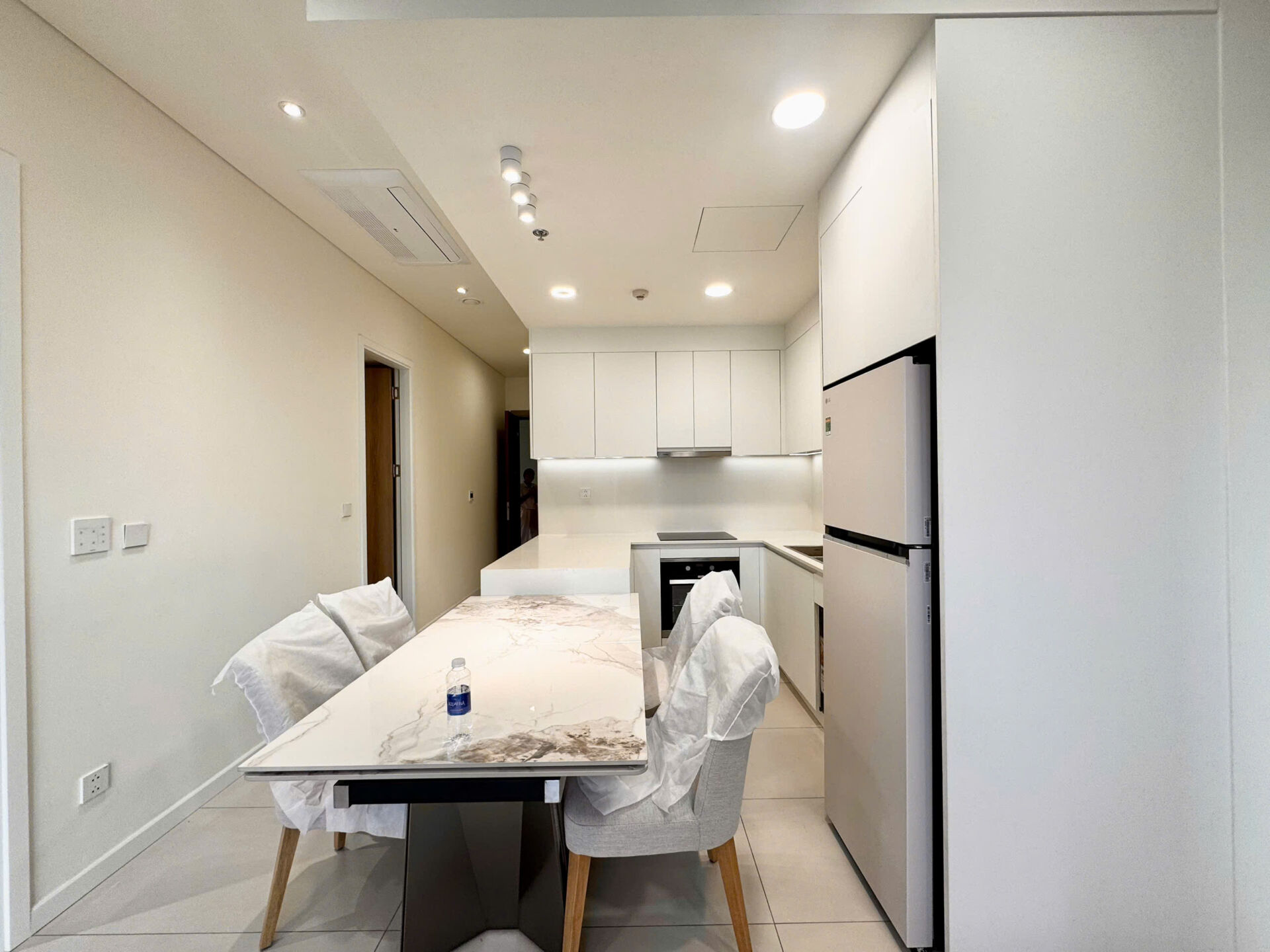 can-ho-zeit-riverside-2pn-gia-tot