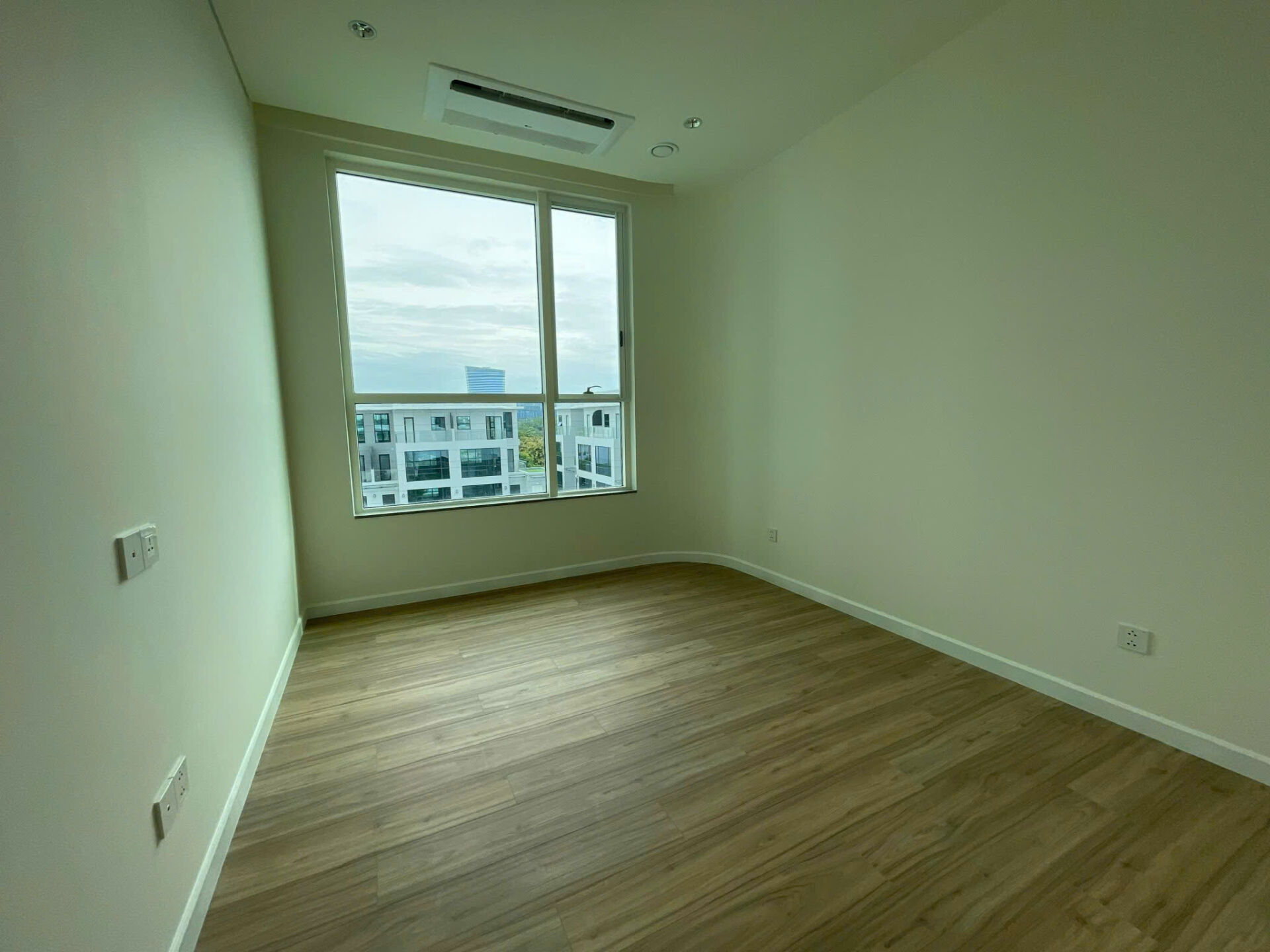 Thiết kế phòng khách căn hộ 3PN Thủ Thiêm Zeit River sang trọng hiện đại.