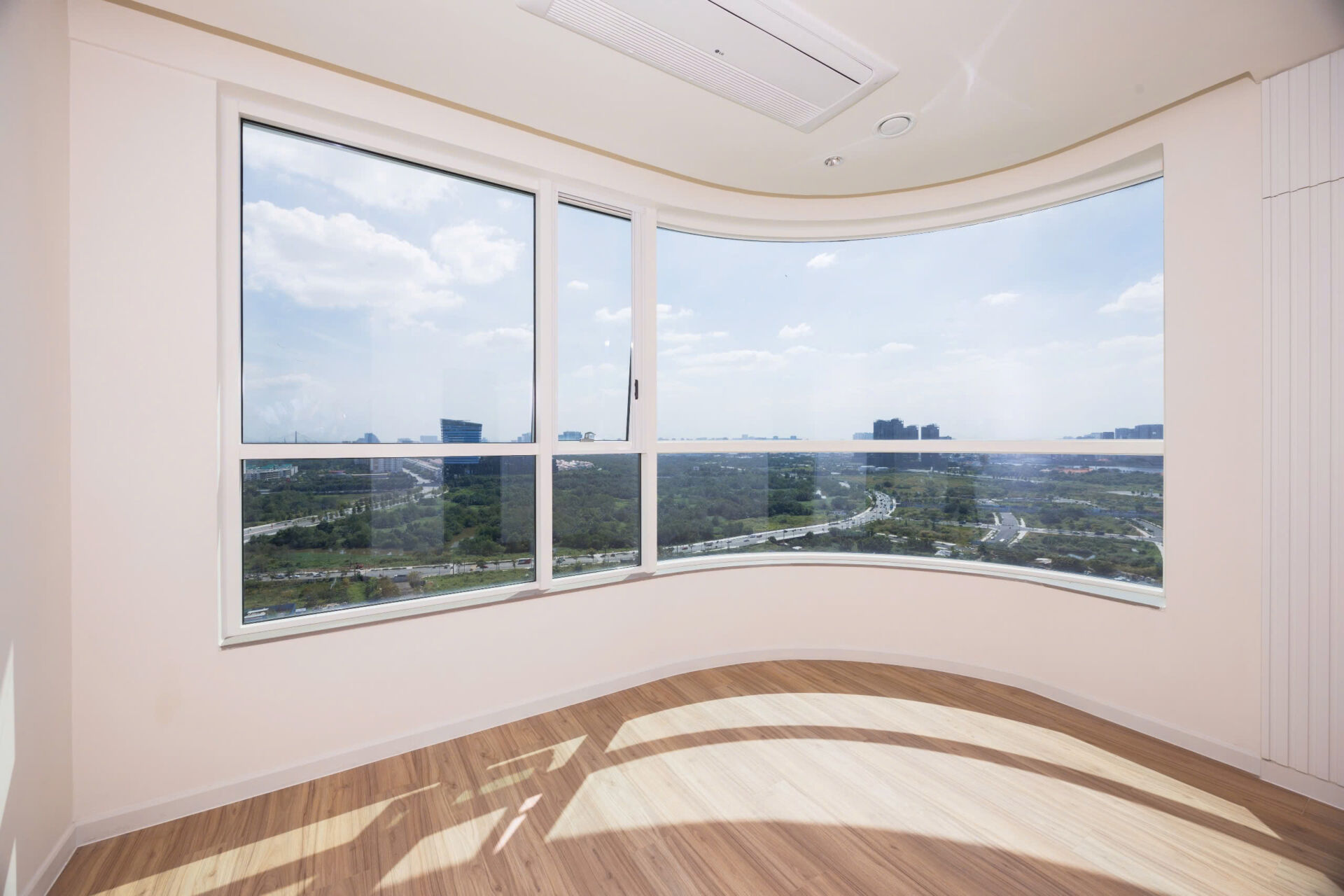 Bán căn hộ Thủ Thiêm Zeit River 4PN diện tích 183m2 view pháo hoa.