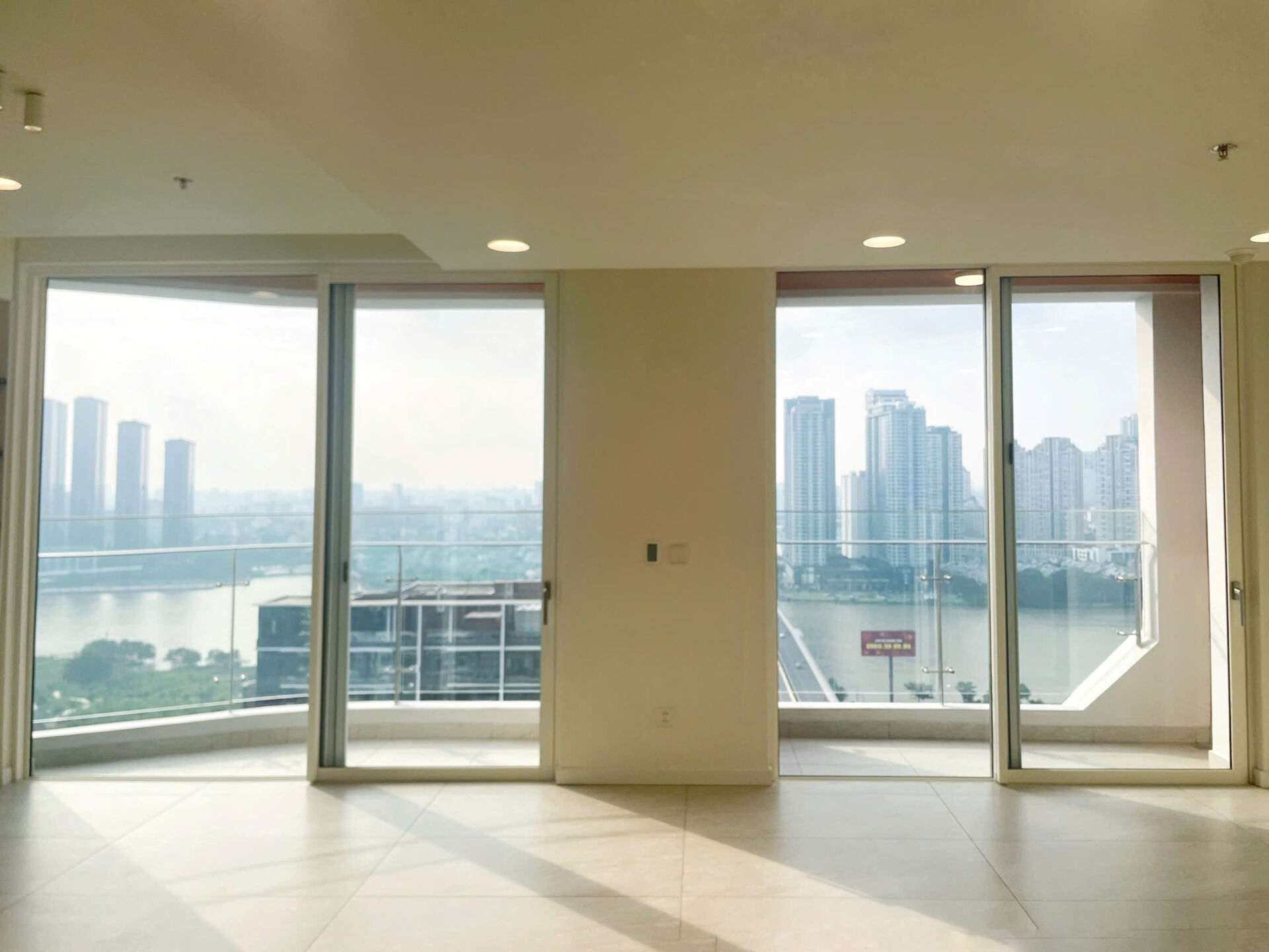 Cho thuê Thủ Thiêm Zeit River 4PN 200m2 thang máy riêng view sông
