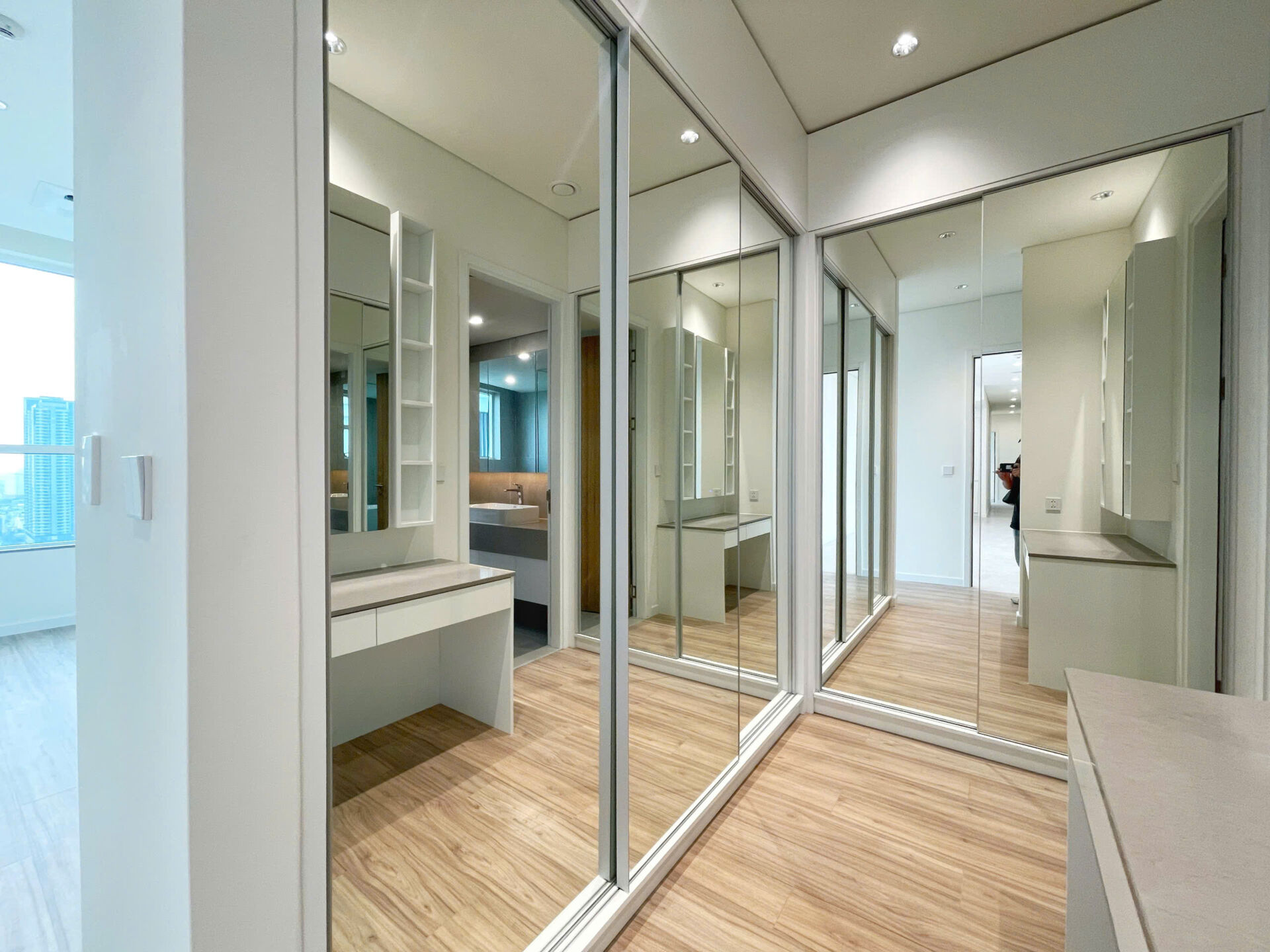 Cho thuê Thủ Thiêm Zeit River 4PN 200m2 thang máy riêng view sông