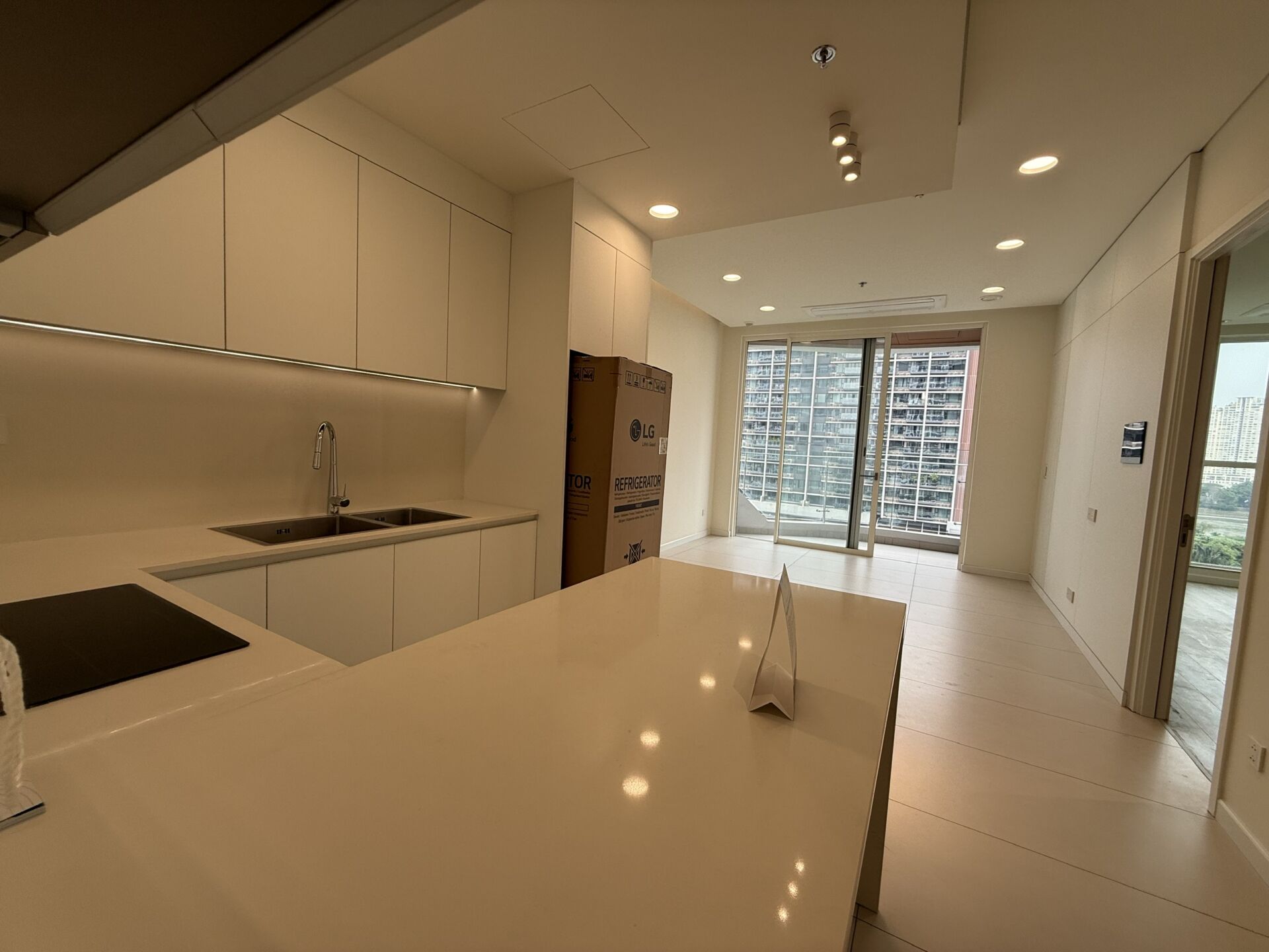 Căn hộ 2 phòng ngủ Thủ Thiêm Zeit River 88m2 mới nhận nhà.