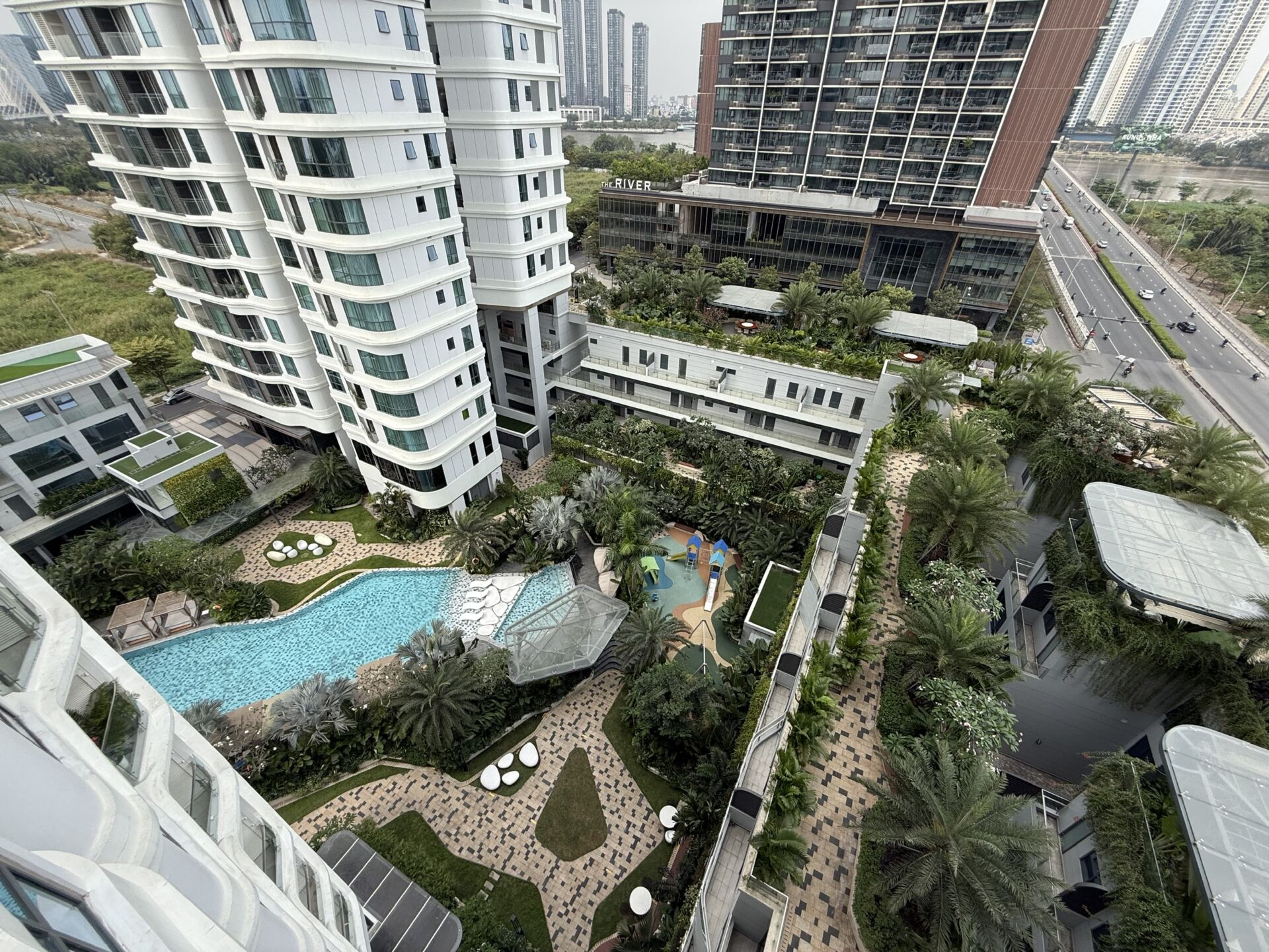 Căn hộ 2 phòng ngủ Thủ Thiêm Zeit River 88m2 mới nhận nhà.