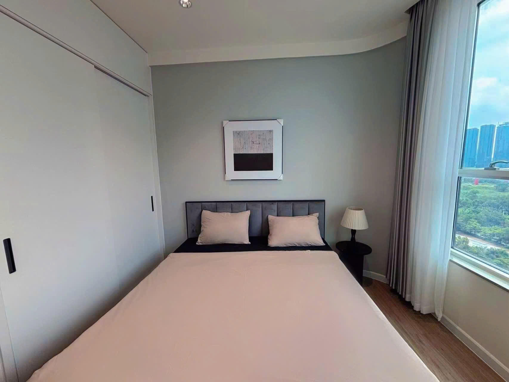 Tầm nhìn trực diện cầu Ba Son từ căn hộ cho thuê Thủ Thiêm Zeit River 2PN