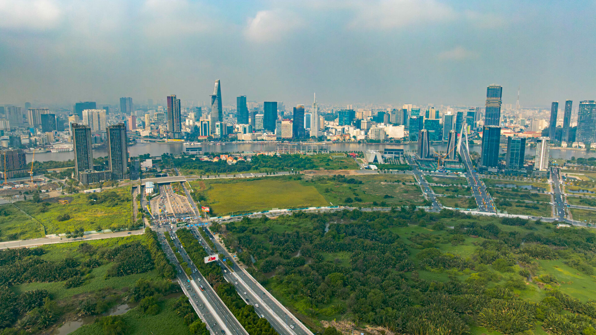 Thực tế hạ tầng giao thông Thủ Thiêm cập nhật mới nhất 2026