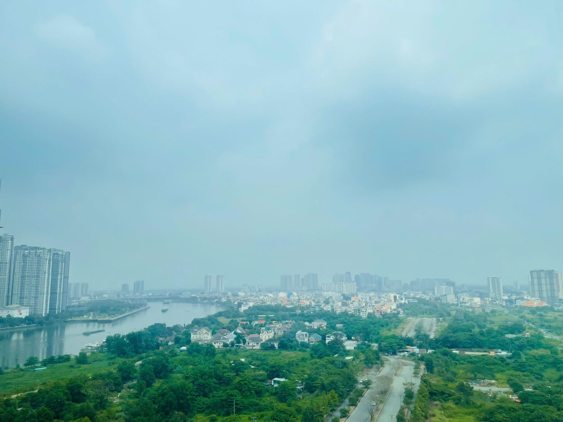 Bán căn hộ Thủ Thiêm Zeit River 2PN view sông và Landmark 81 suất NN.